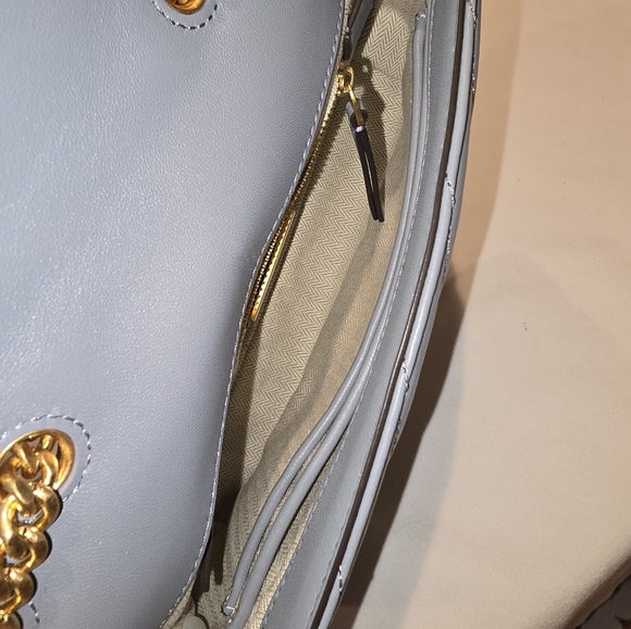 Tory Burch Kira Chevron Small Leather Shoulder Bag Rainwater Blue - Picture 6 of 16